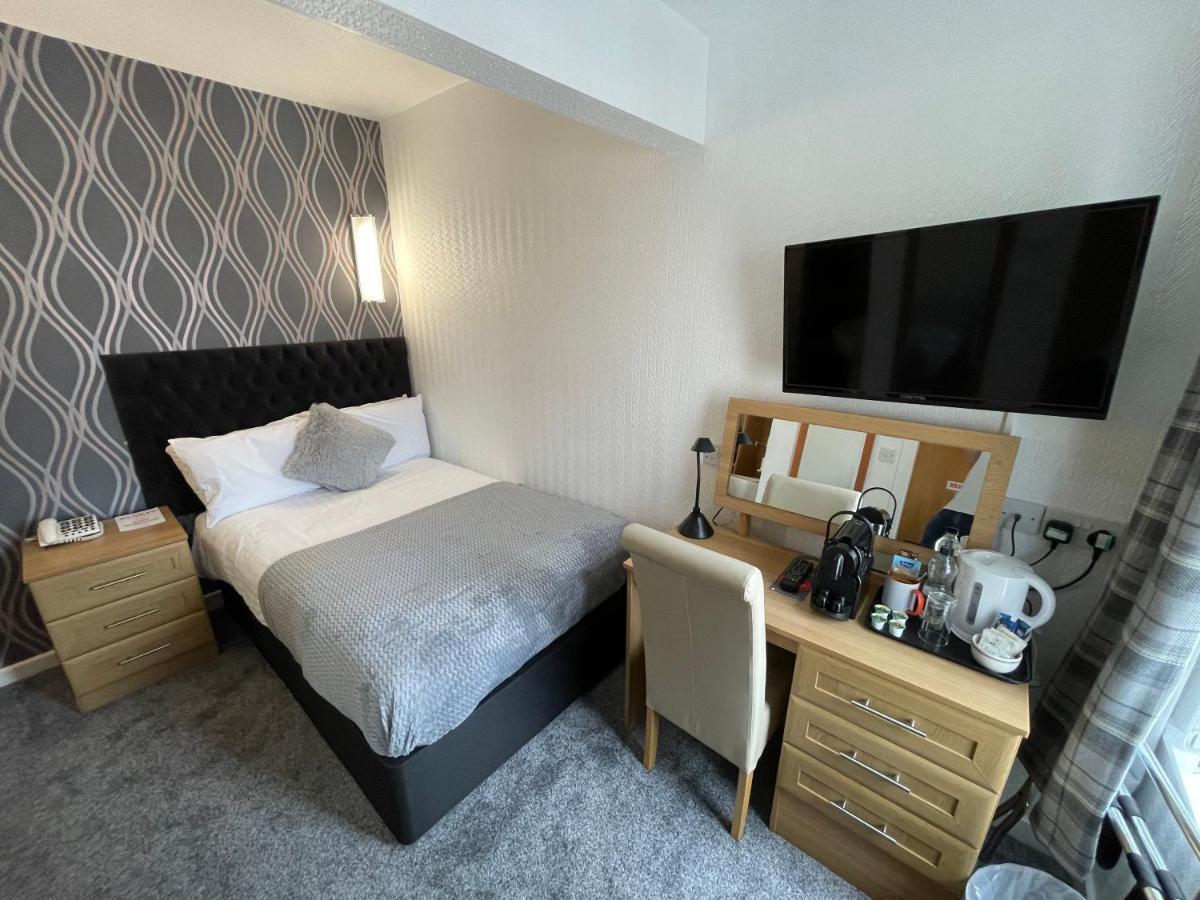Small Single Room