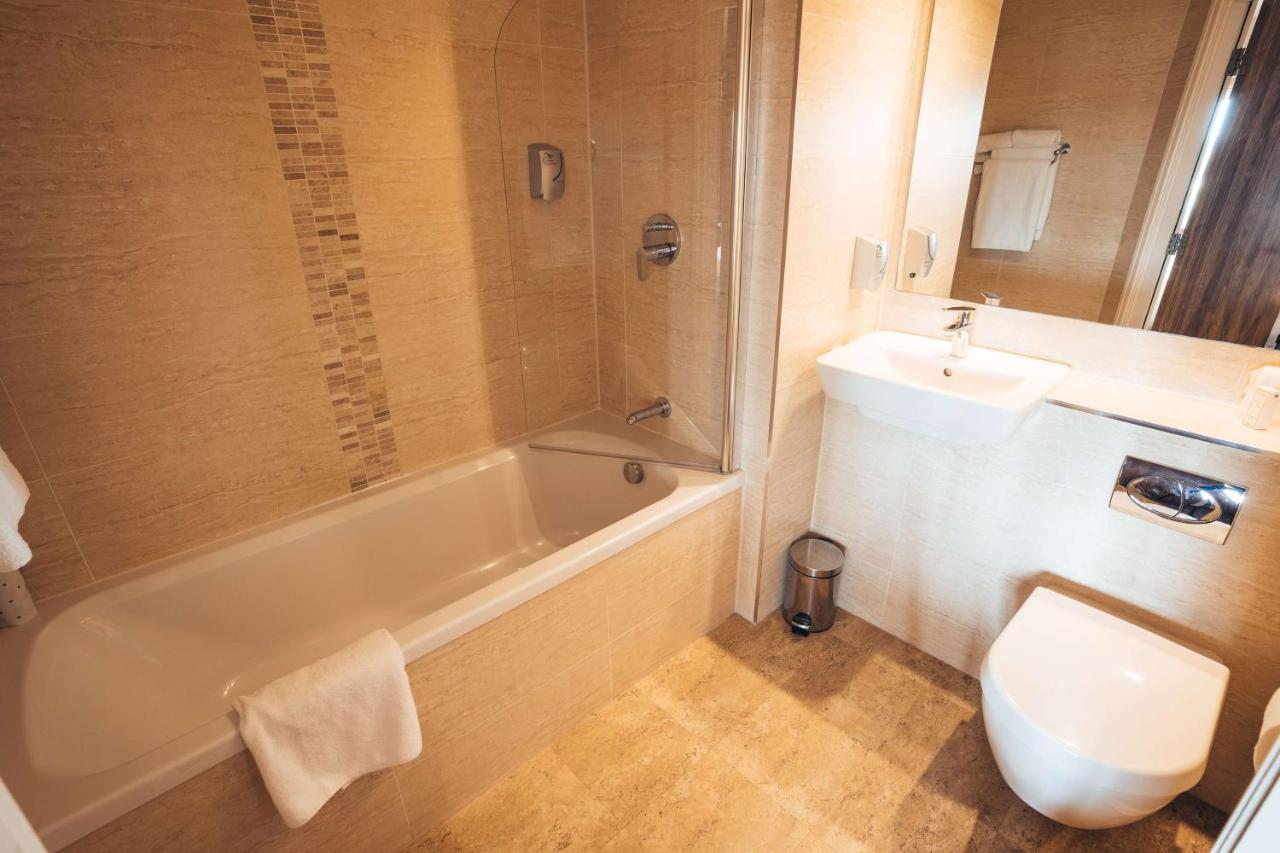 Superior Room Pitch View