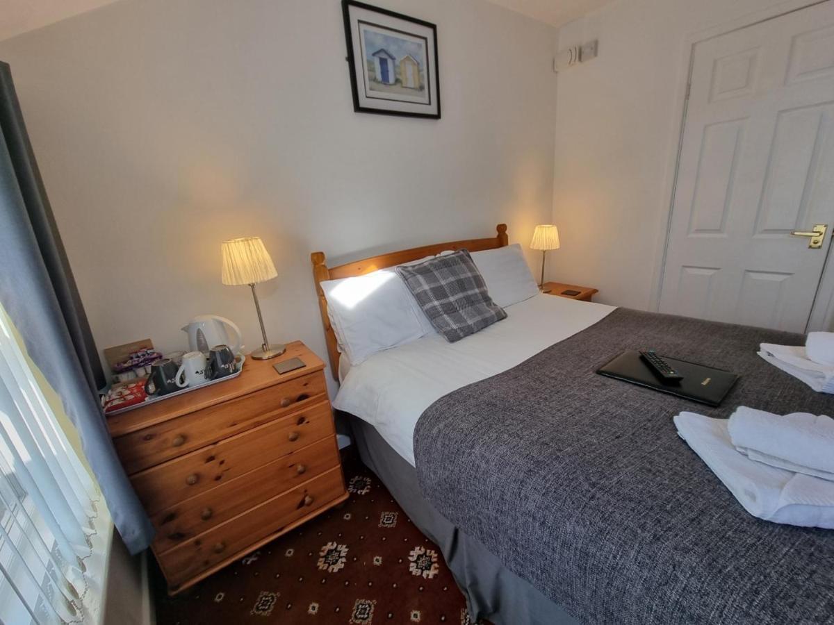 Family Room Room 8