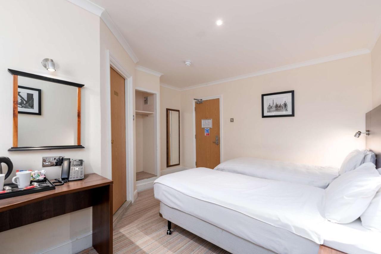 Standard Twin Room Non-Smoking