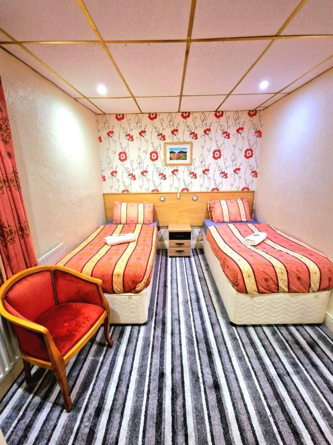 Standard Twin Room,1247115166:JPEG