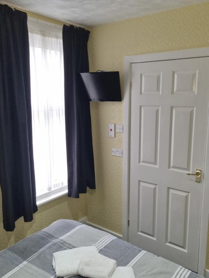 Double Room Private Bathroom