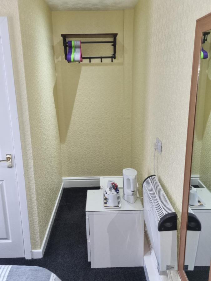 Double Room Private Bathroom