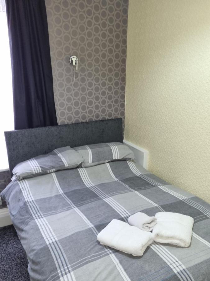 Double Room Private Bathroom