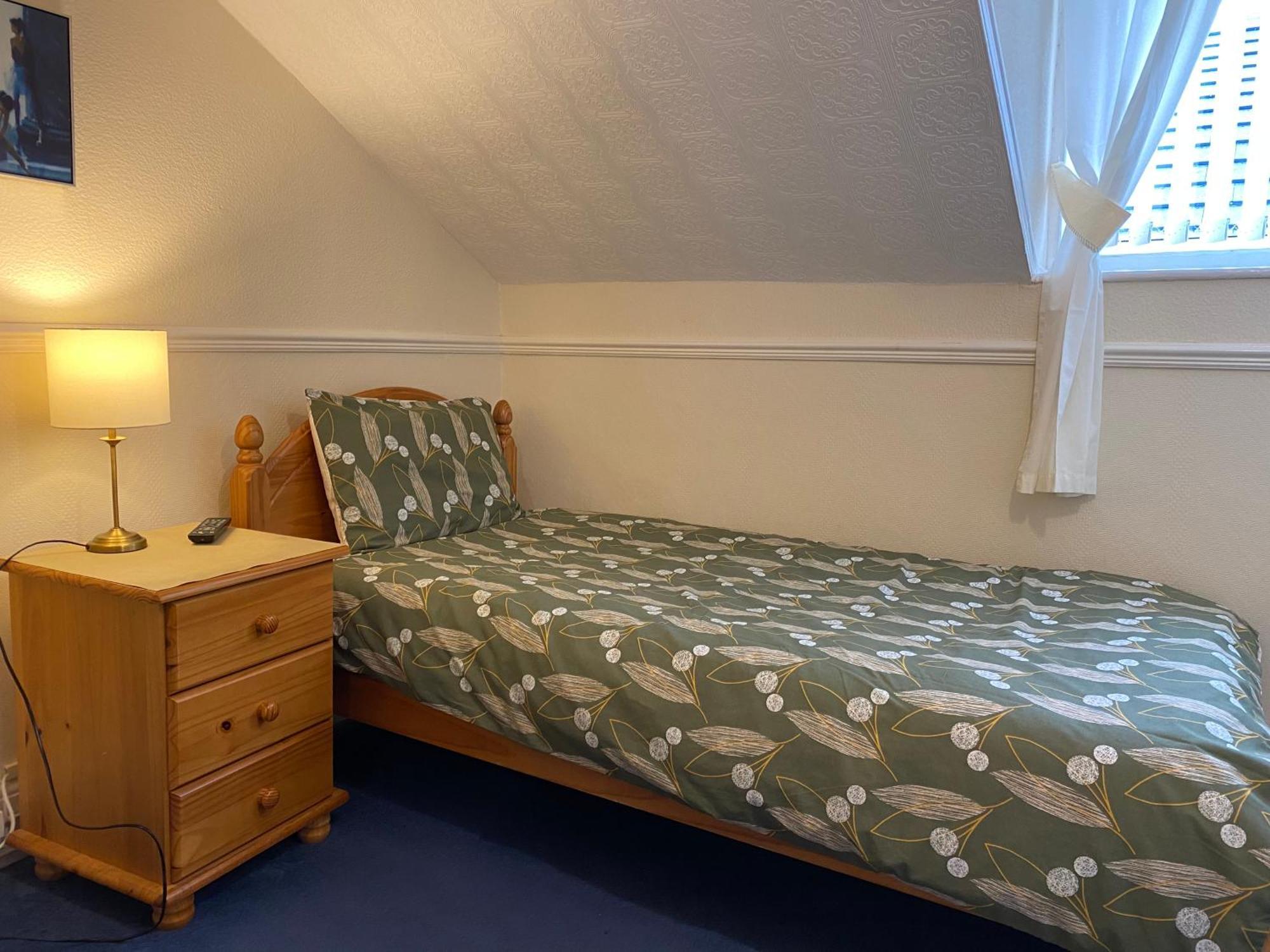 Budget Single Room
