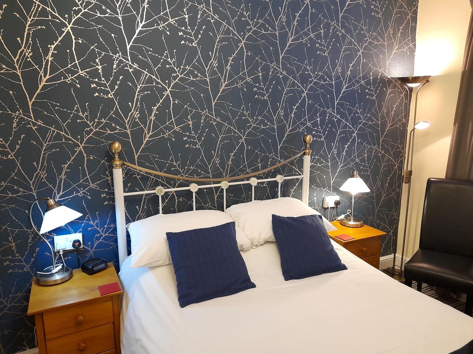 Large Double Room,1563269995:JPEG