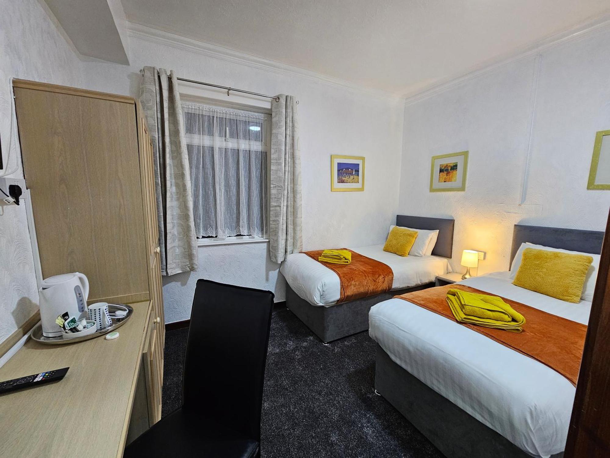 Large Twin Room