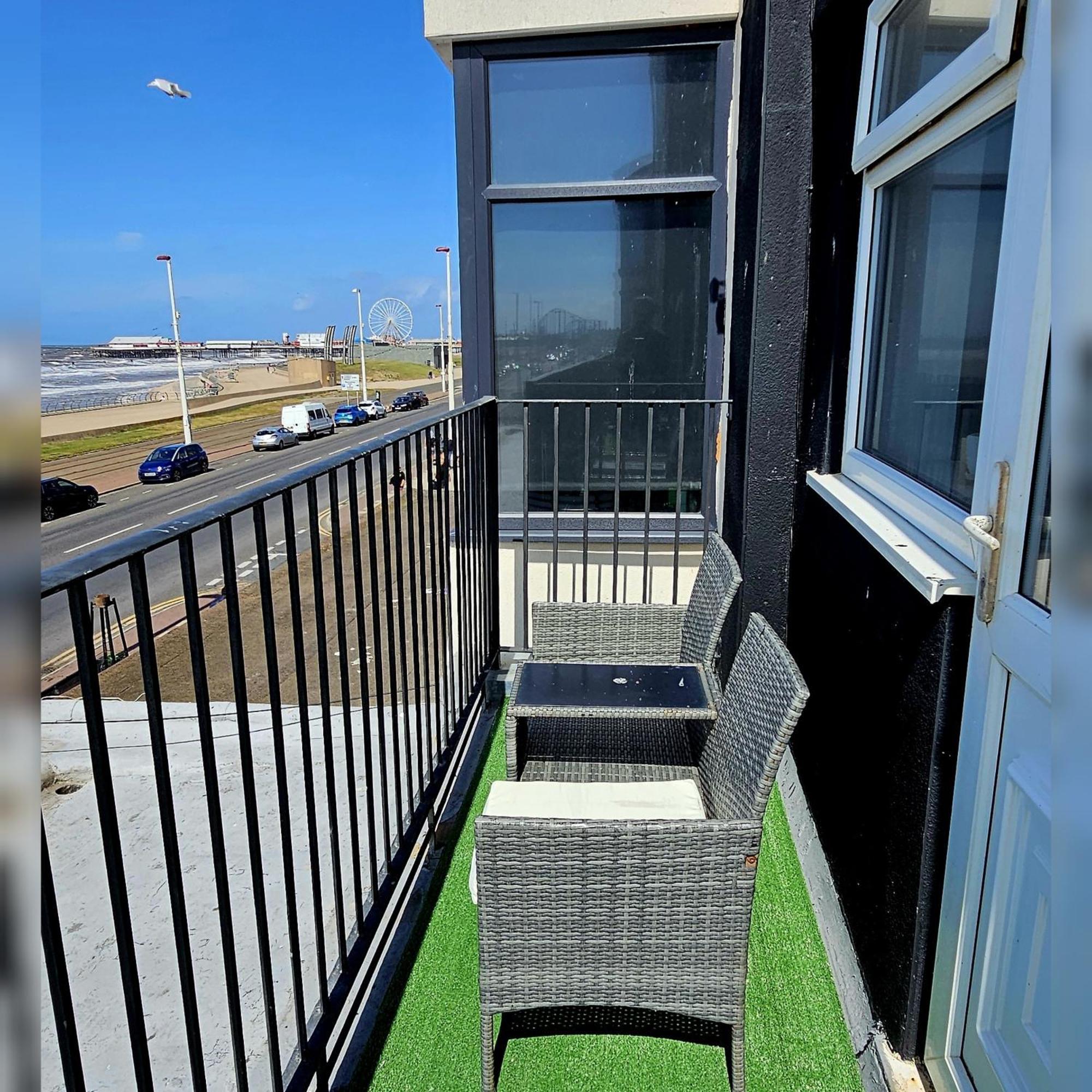 Double Room with Balcony and Sea View,1612433136:JPEG