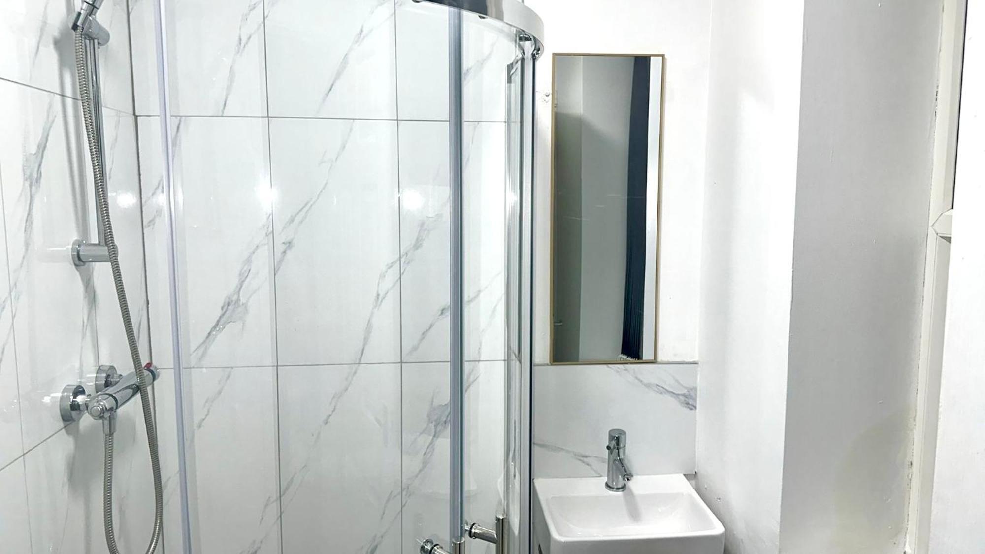 Deluxe Suite Spa Bath