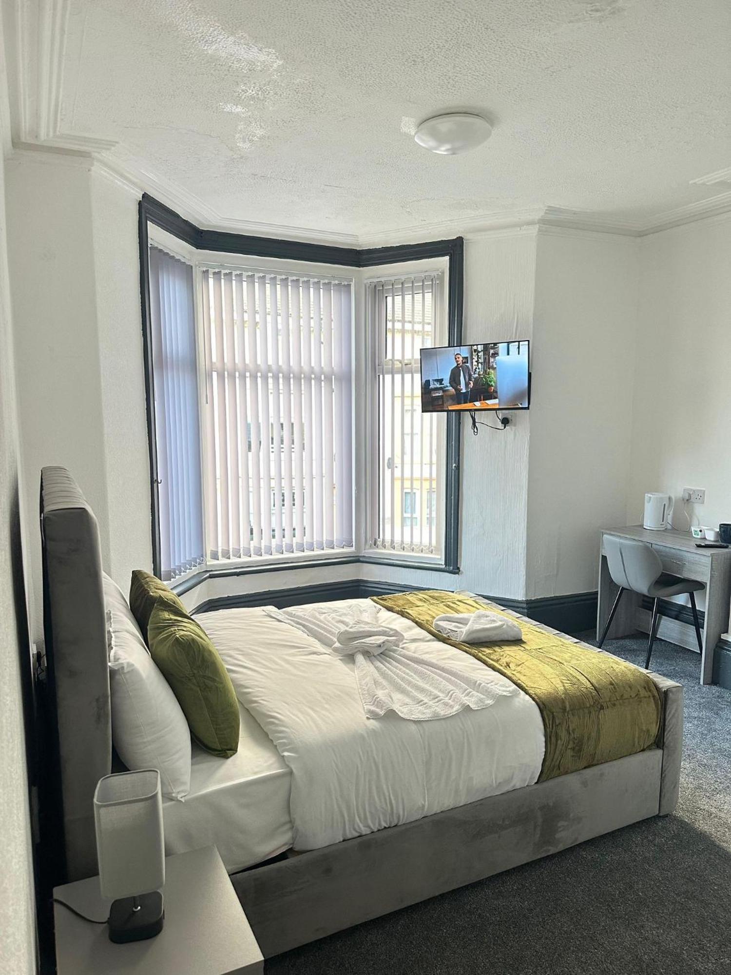 Deluxe Double Room,1632761470:JPEG