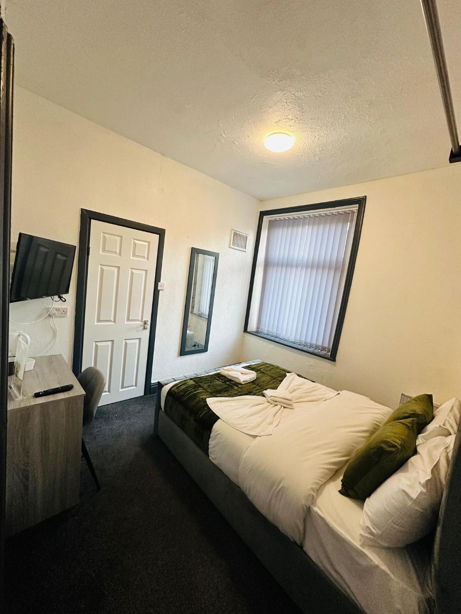 Quadruple Room,1632762074:JPEG