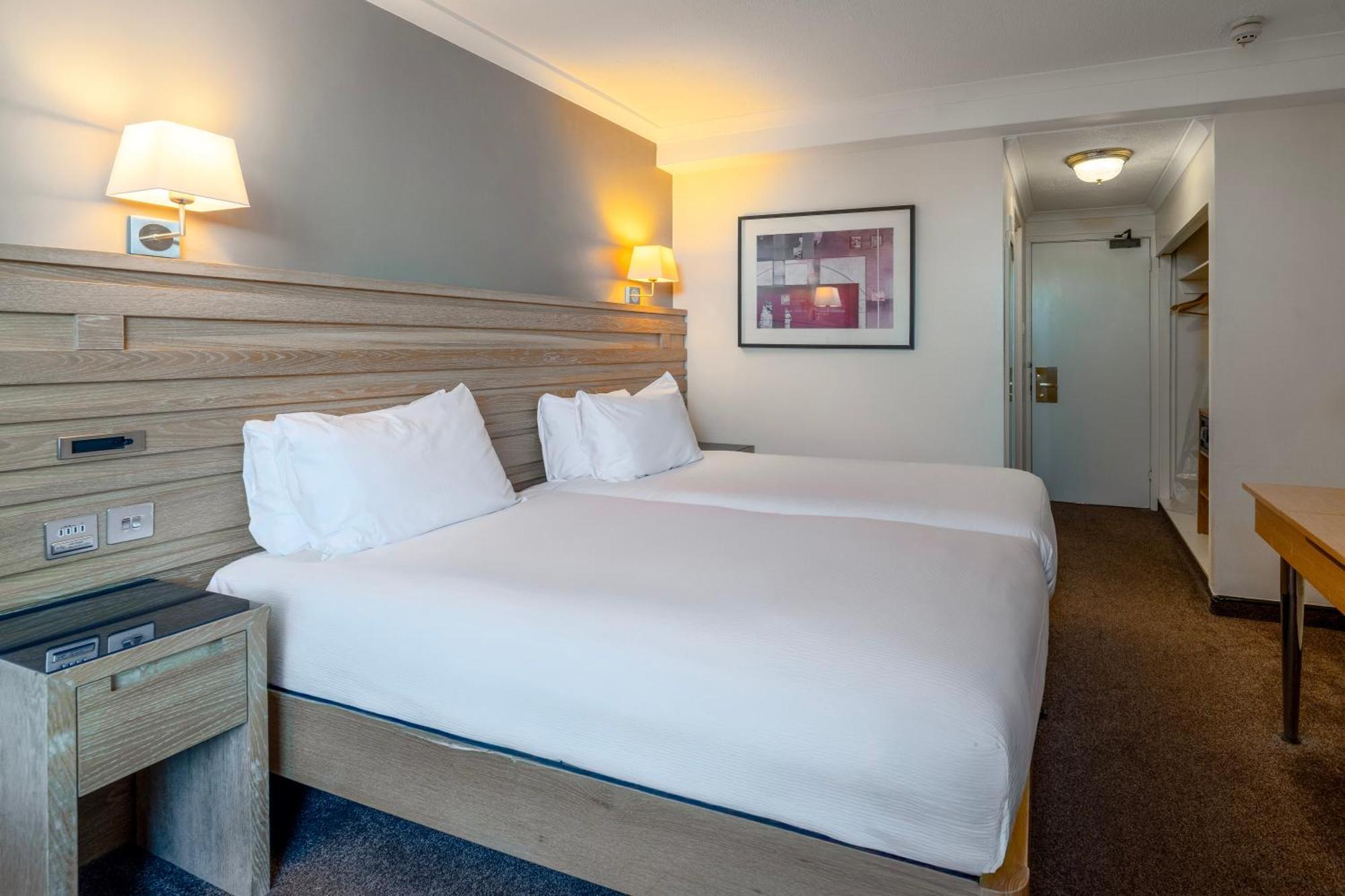 Double or Twin Room Partial Sea View