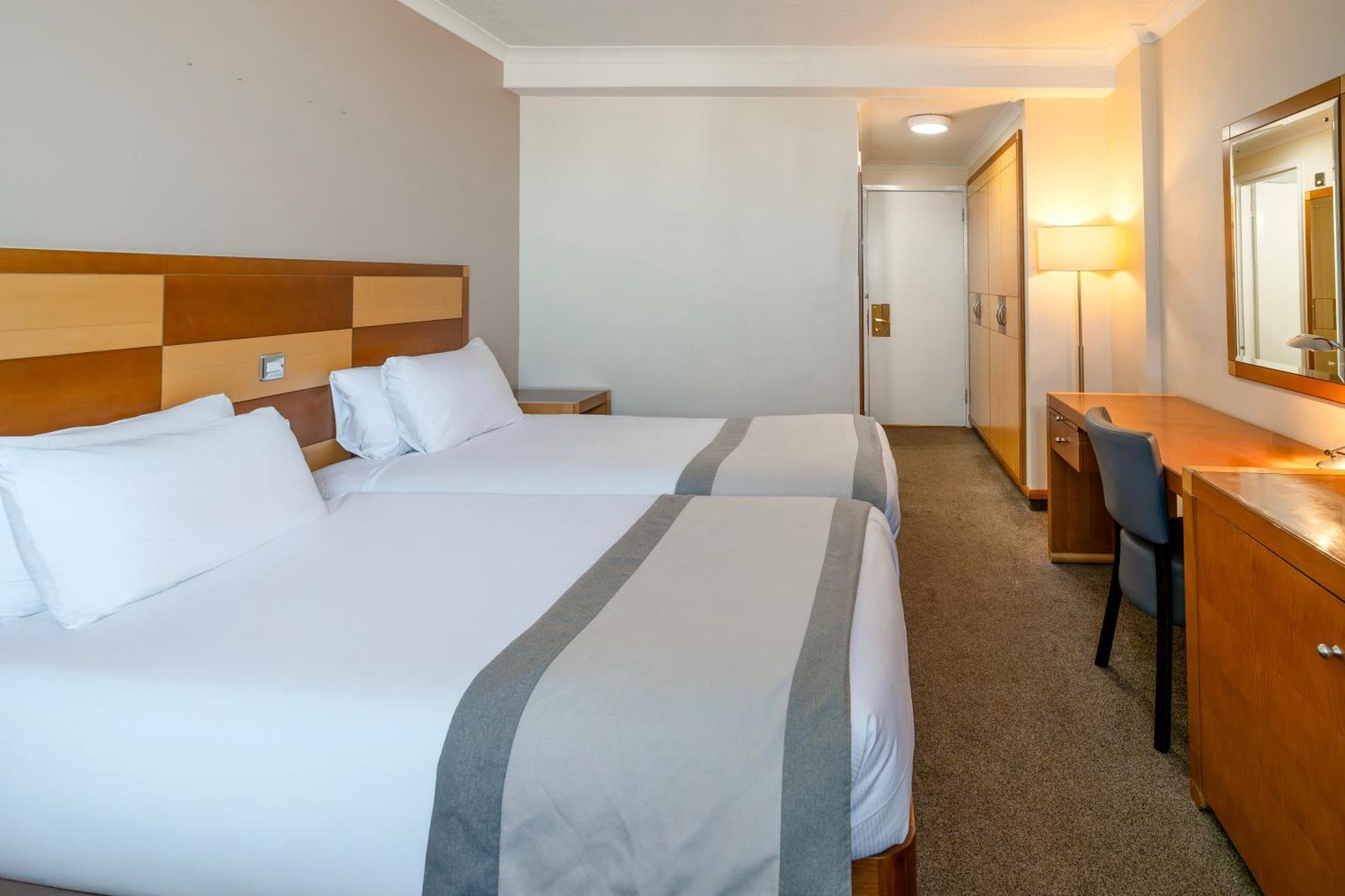 Double or Twin Room Partial Sea View