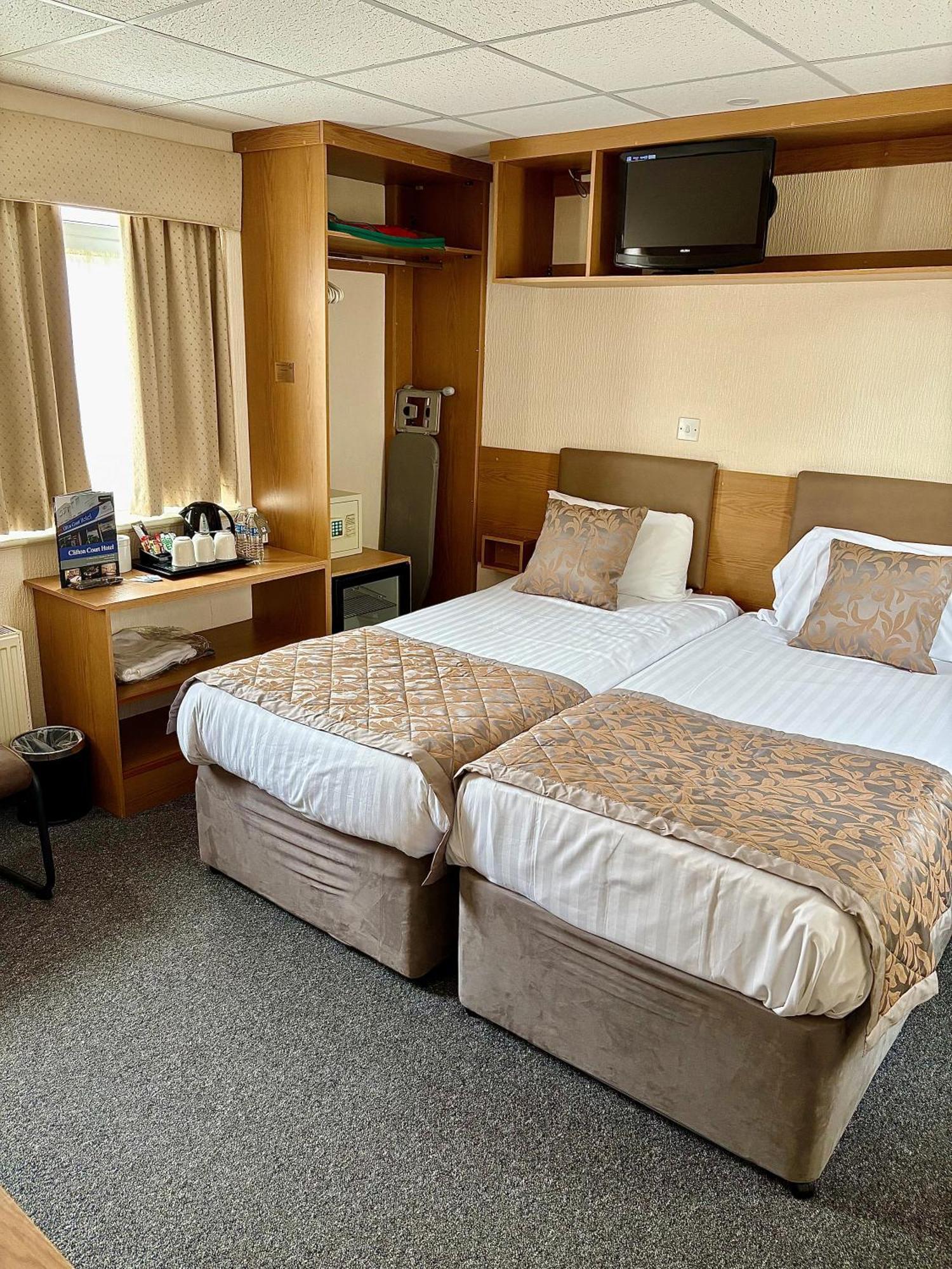Quadruple Room not suitable 2 couple
