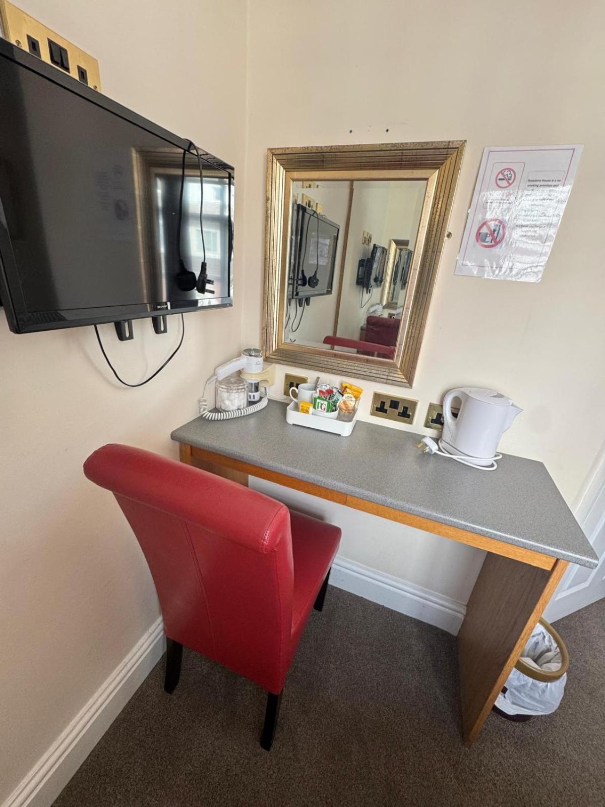Small Single Room