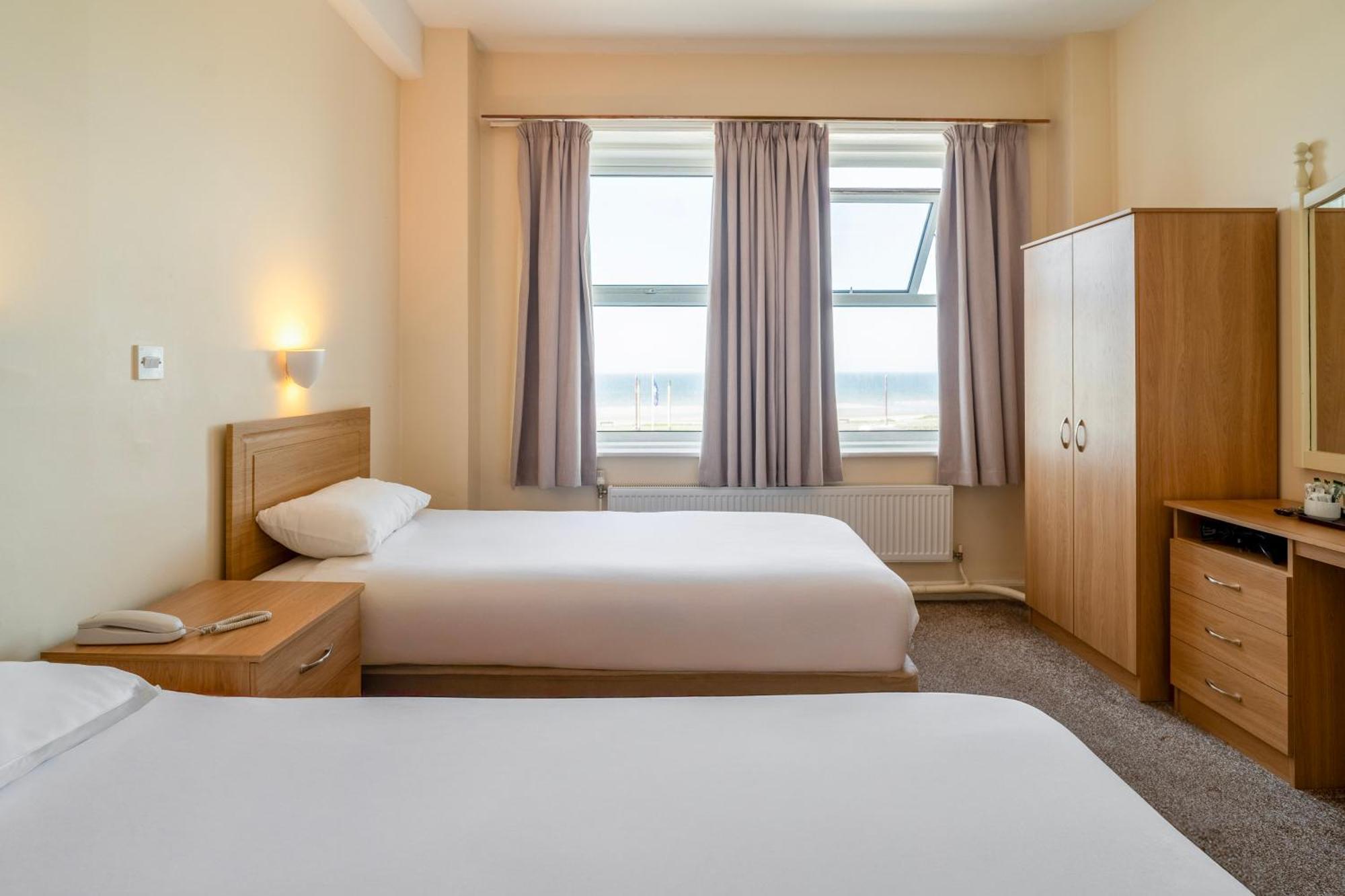 Twin Room Sea View
