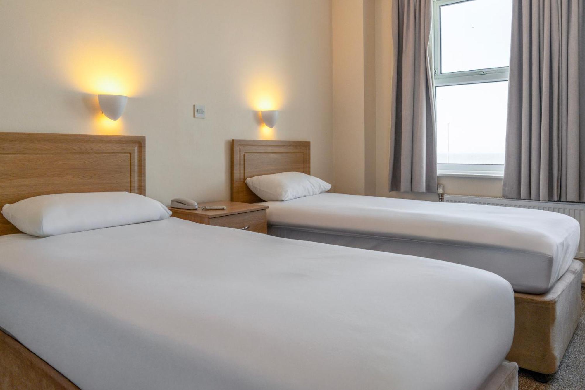 Twin Room Sea View