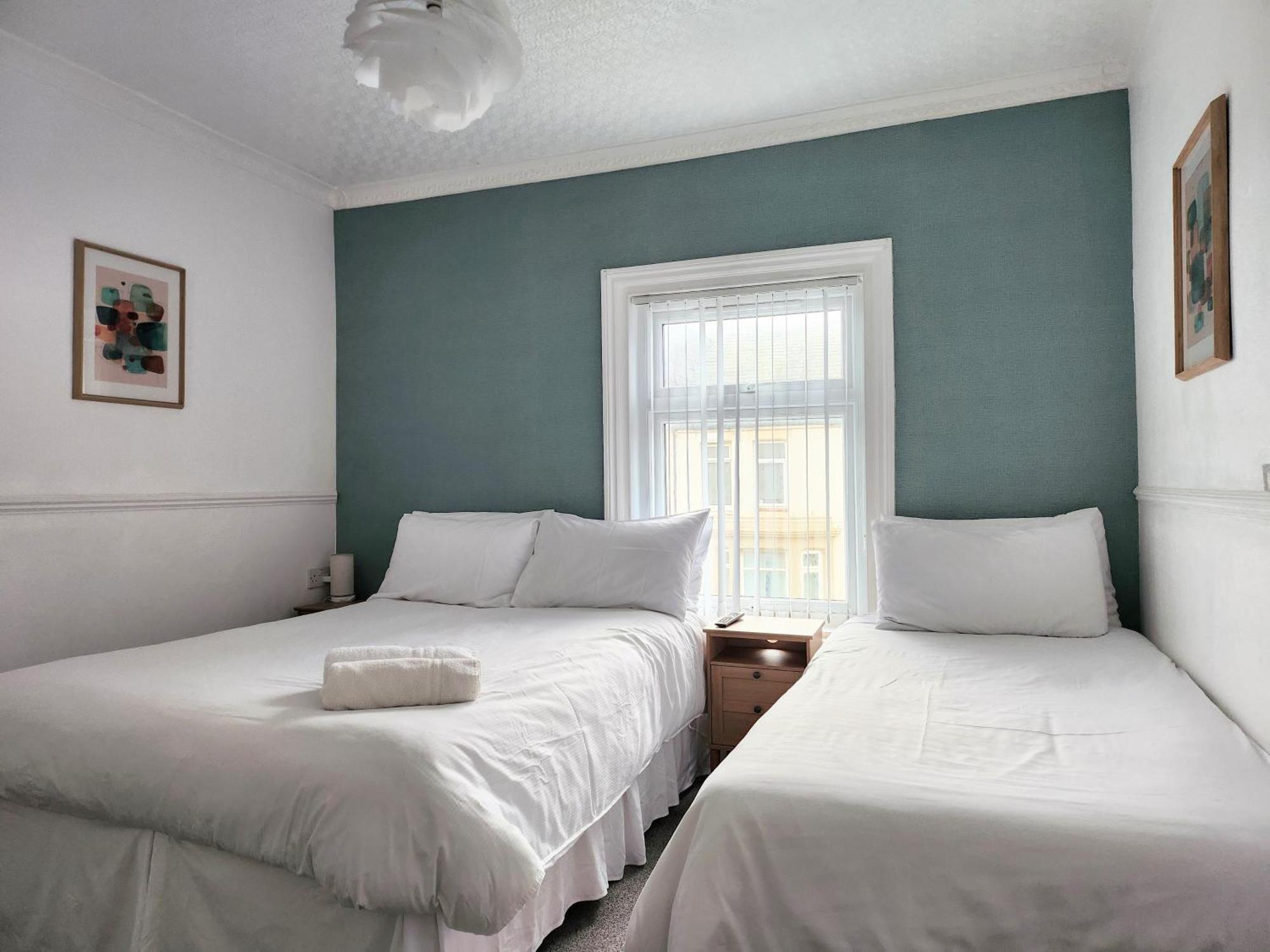 Triple Room with Private Bathroom,1743975464:JPEG