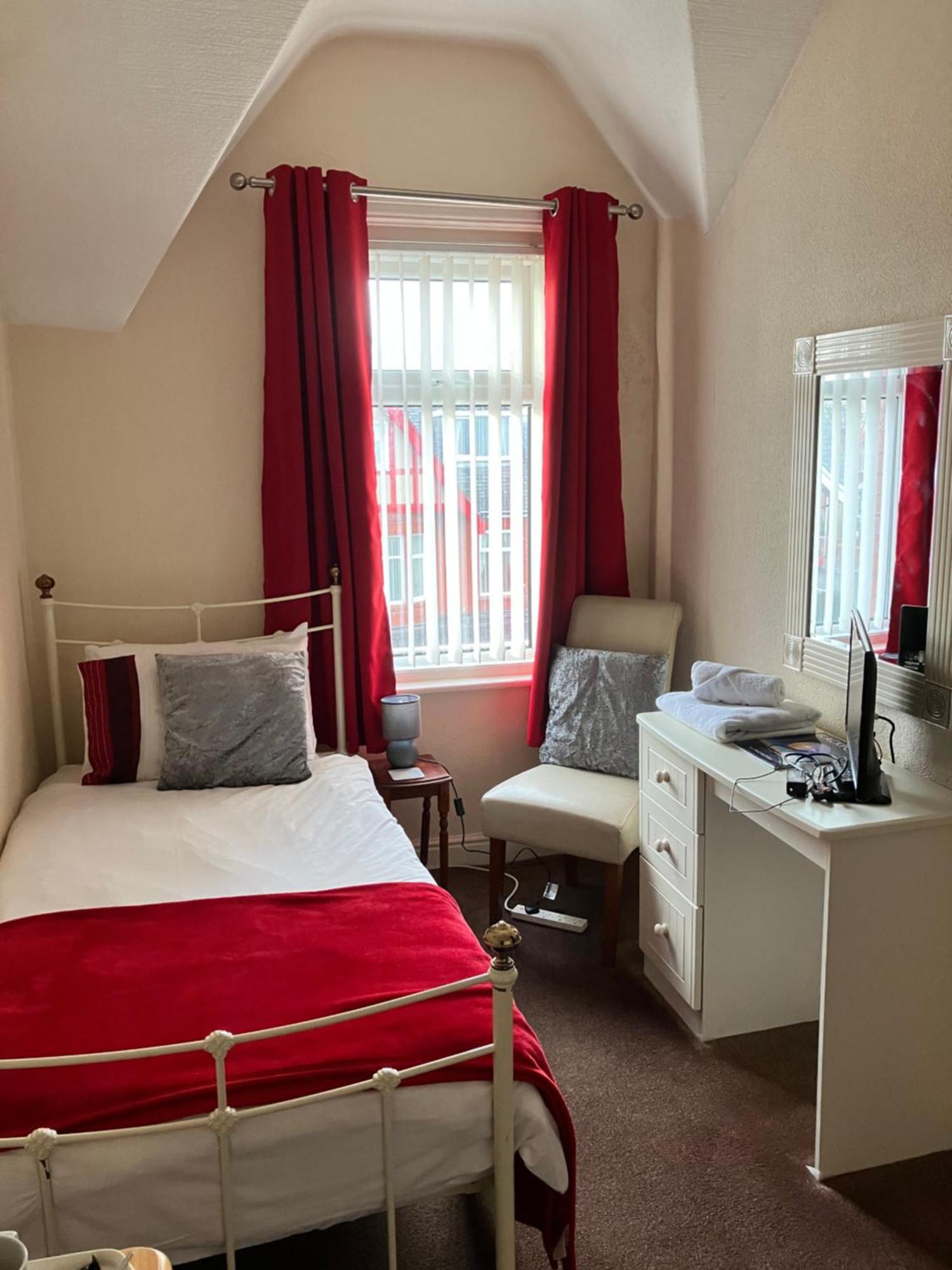 Standard Single Room