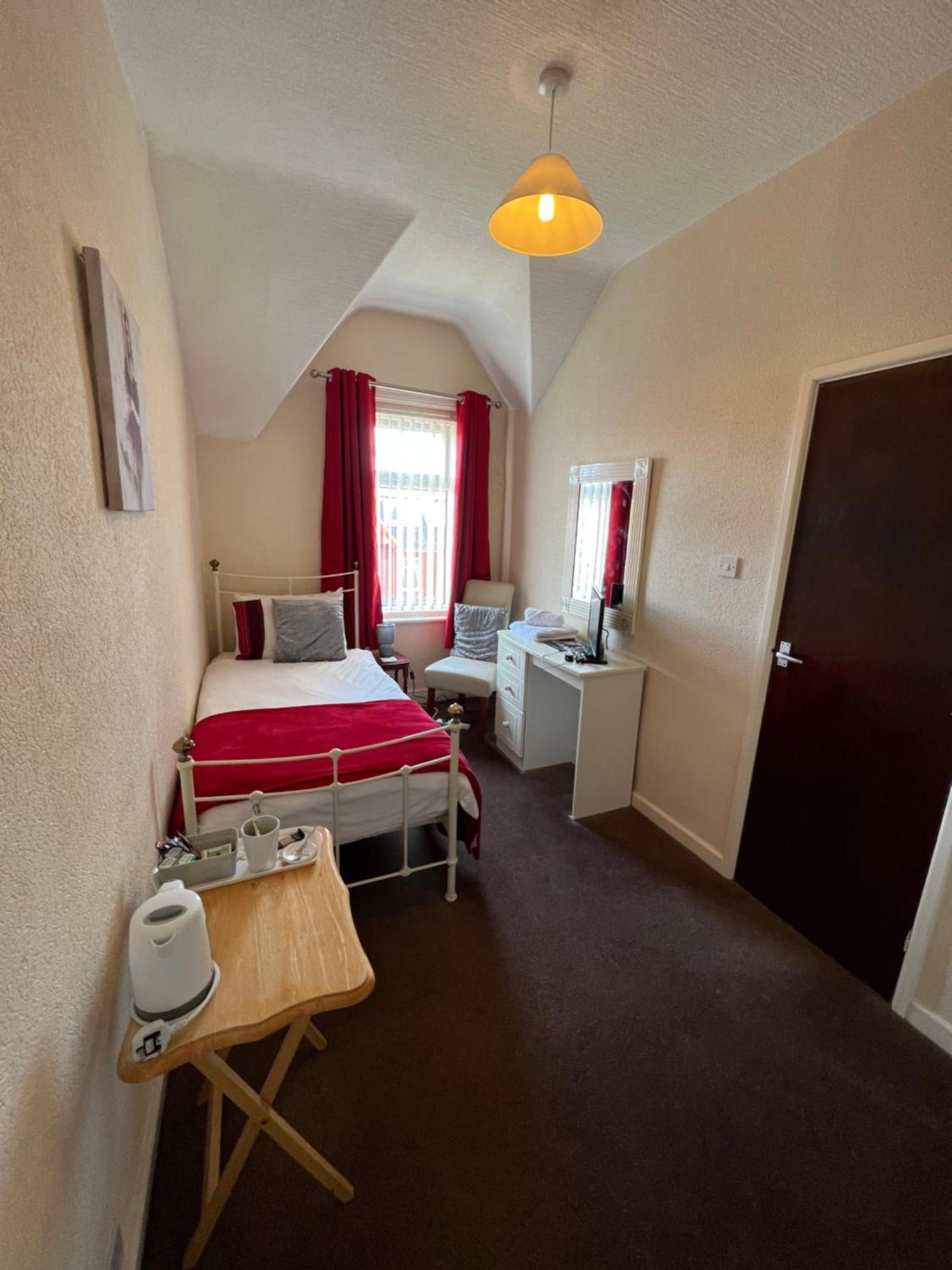 Standard Single Room