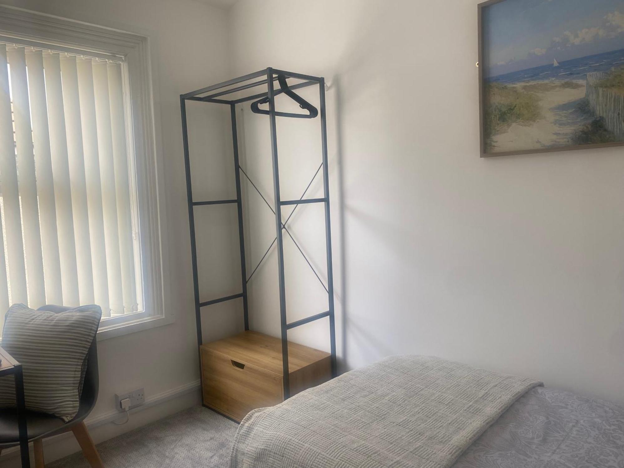 Single Room Private Bathroom
