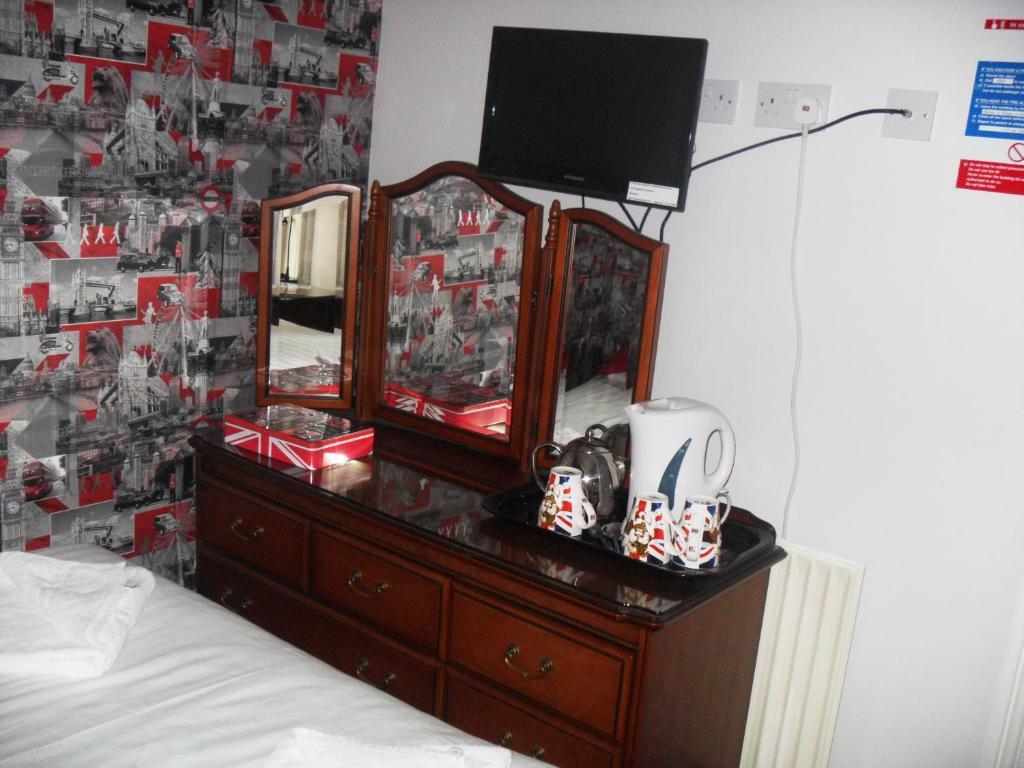 Triple Room,43346377:JPEG