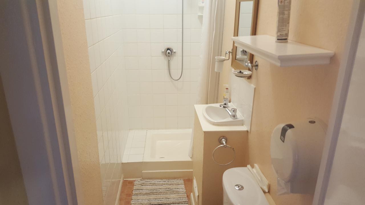 Standard Twin Room,613494085:JPEG