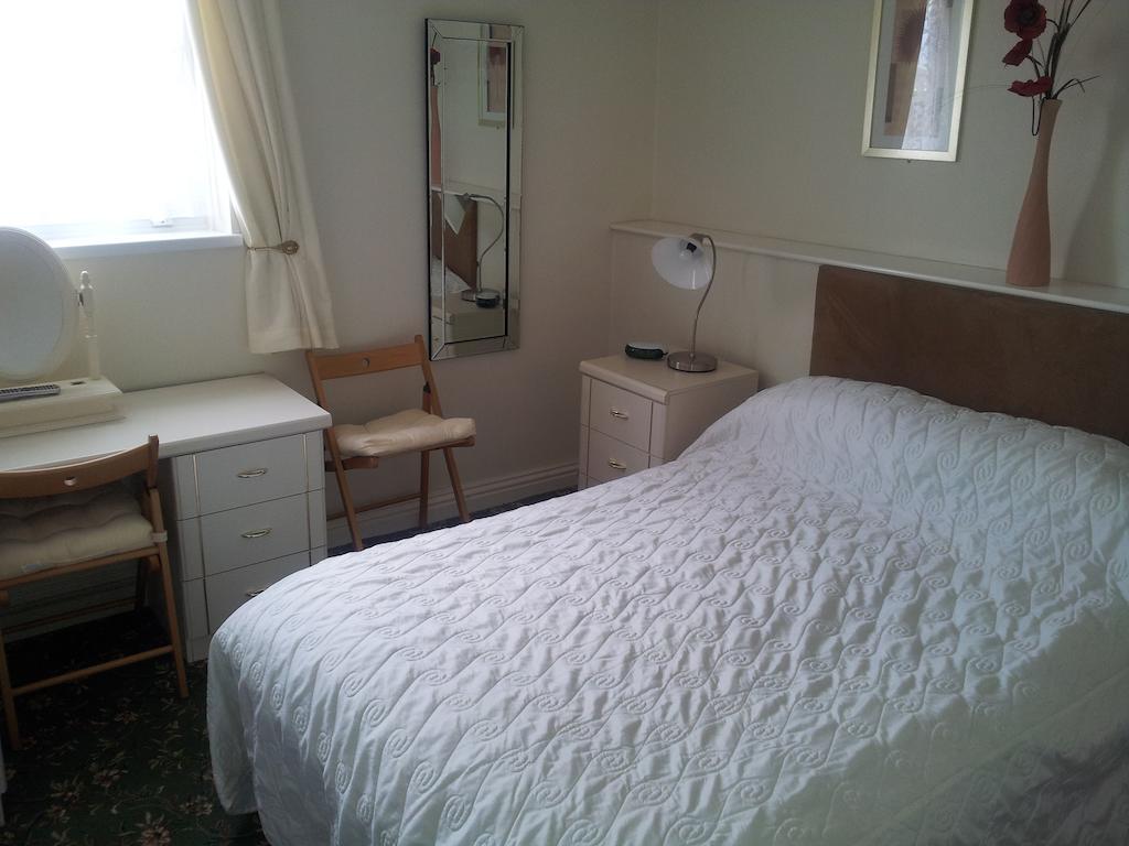 Double Room with Private Bathroom,68073371:JPEG