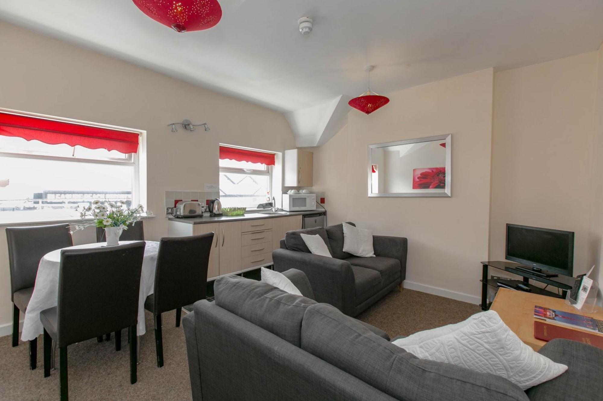 Apartment (2 Adults + 2 Children)