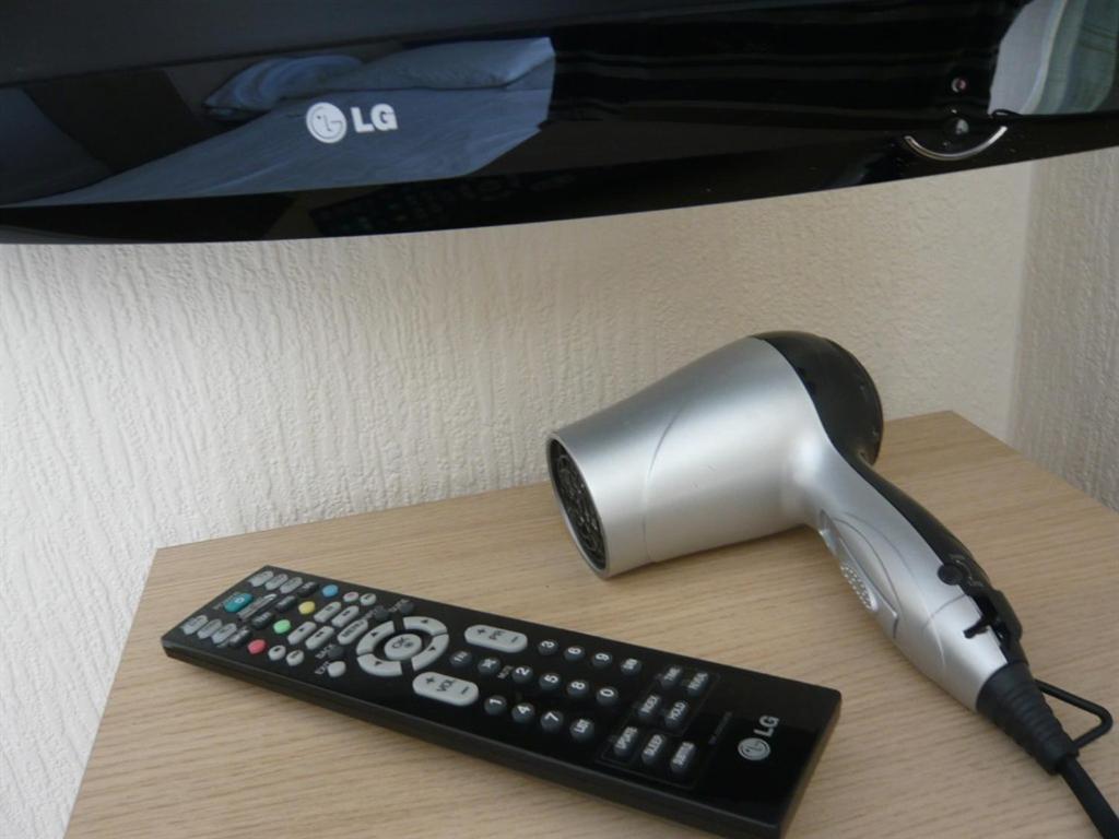 Budget Double Room on-suite,693150660:JPEG