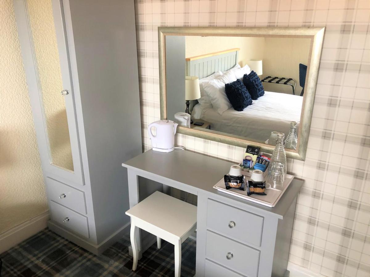 Double Room Partial Sea View