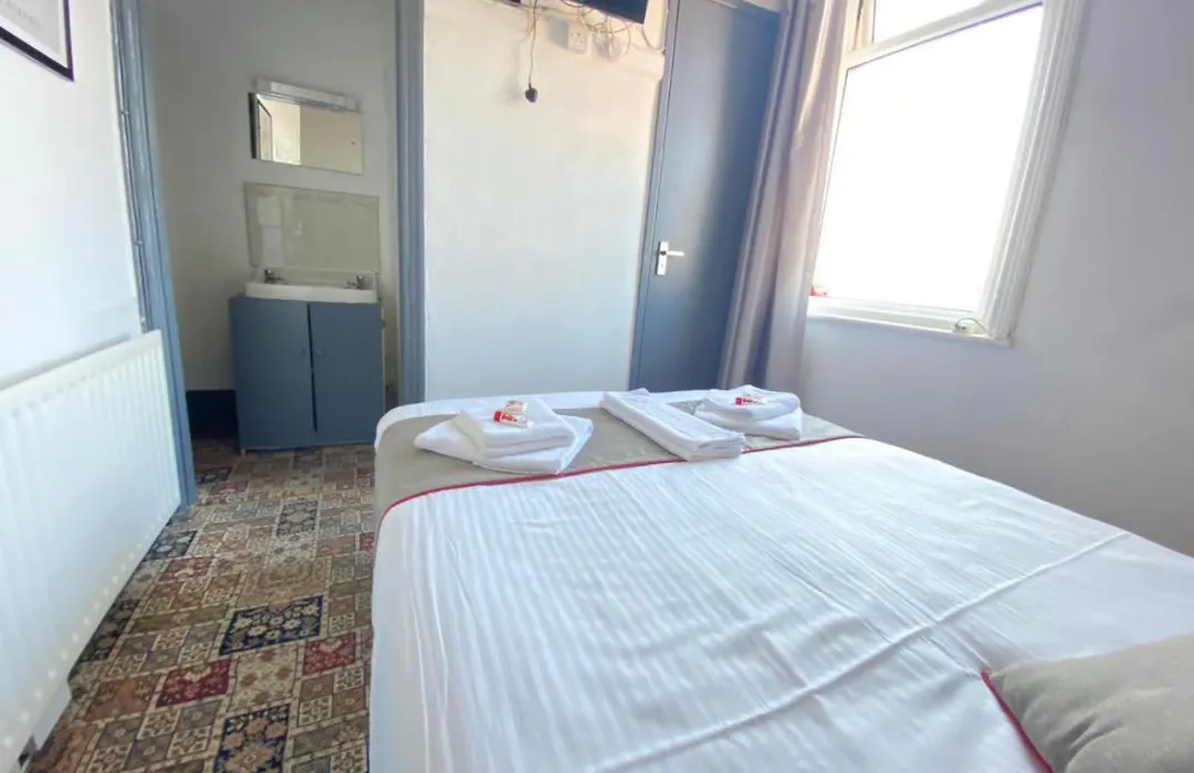 Guest House 46-1