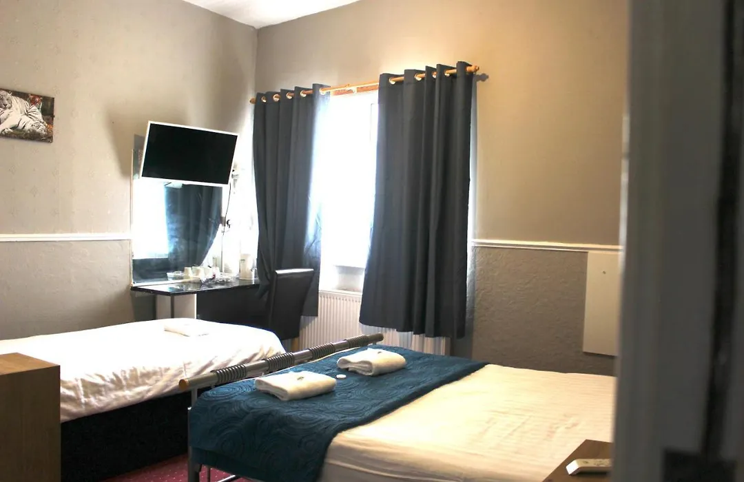 Topaz Blackpool-1