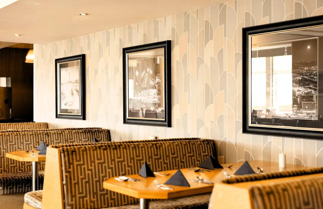 Cliffs Hotel-1