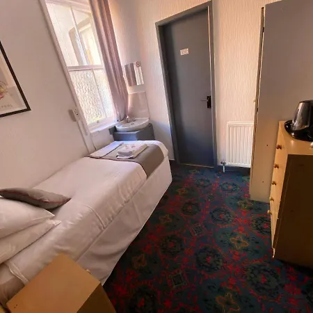 Guest House 46-3