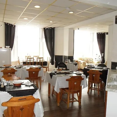 Anzy Panzy Hotel And Apartments-2