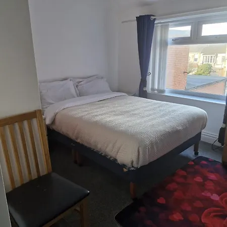 Pinnacle Hotel & Suites Formerly Jean Martyn Hotel Near Central Blackpool, Near Beach & Attractions-2