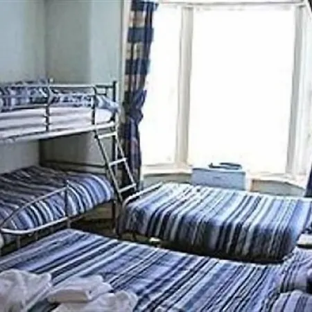 Roselea Hotel - St Chads-3