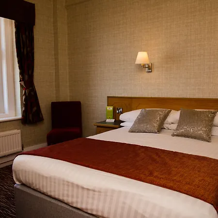 Cliffs Hotel-2