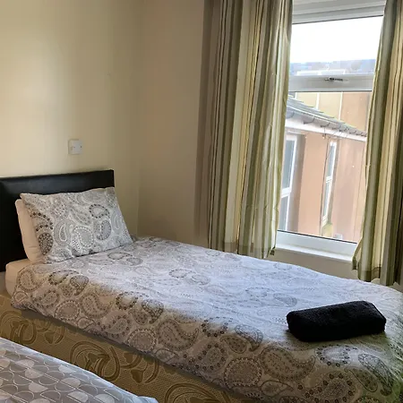 Malibu Hotel-2