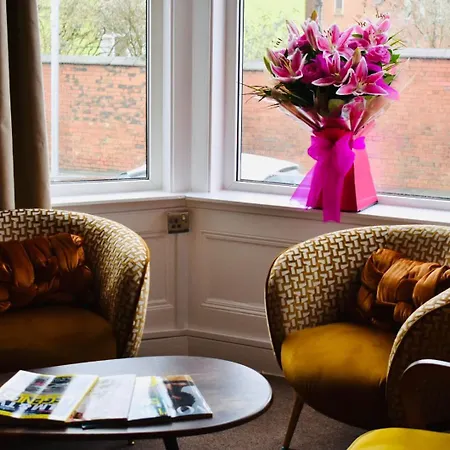 The Franklyn Hotel B&B-3