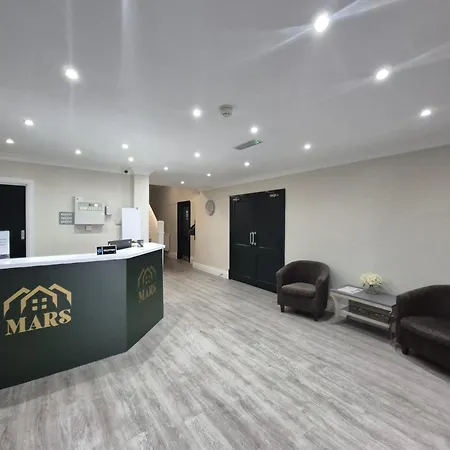 Oyo Mars Hotel Seaview Blackpool-2