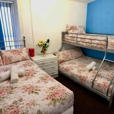 Blackpool Central Hotel-3