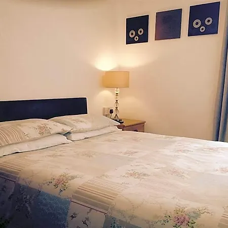 Hazelgrove Guest House-2