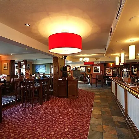 Premier Inn Blackpool Airport-2