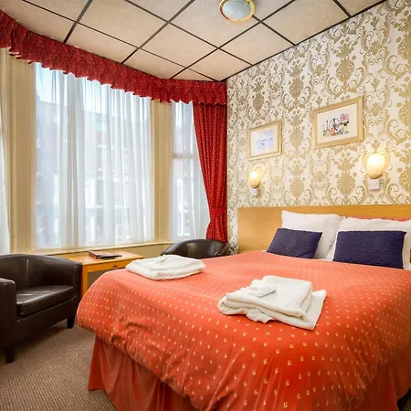 The Oak Lea Hotel-3