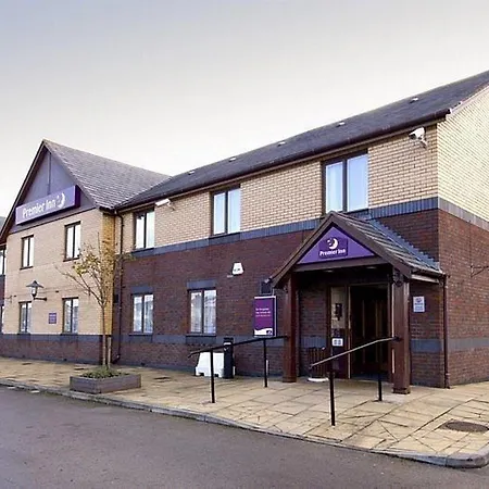 Premier Inn Blackpool Airport-3