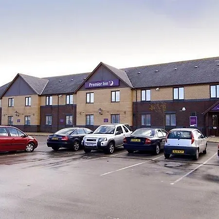 Premier Inn Blackpool Airport-3