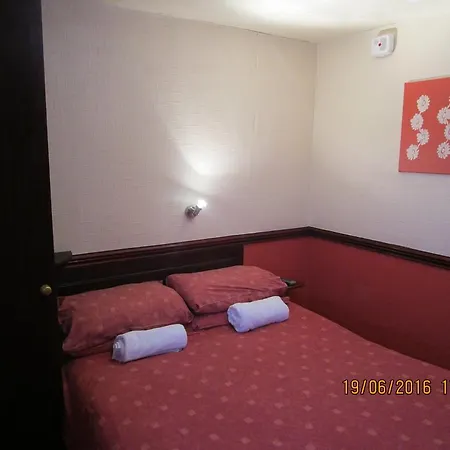 Trentham Guest House-2