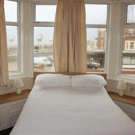 The Colwyn Hotel - Near Pleasure Beach-3